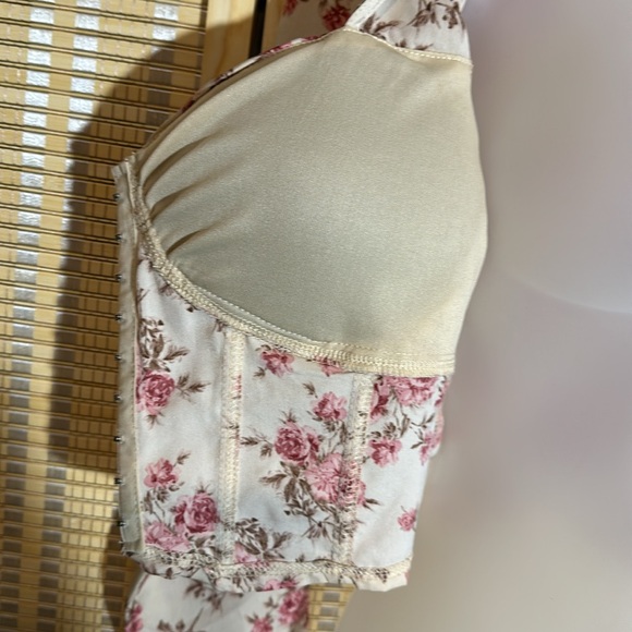 Windsor Thin Cropped Pink Roses Corset Top With Bra Cups Front Hooks Small - Picture 14 of 16
